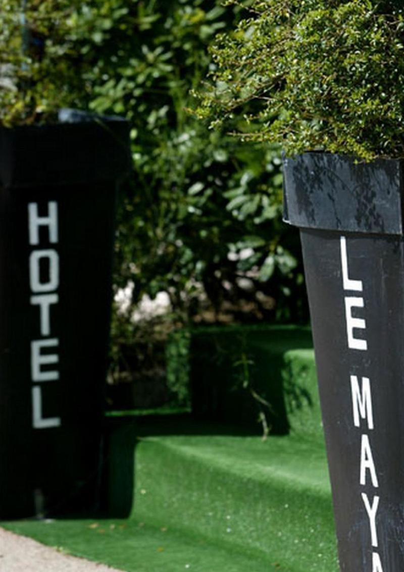 Hotel Maya 카발레르쉬르메르 외부 사진