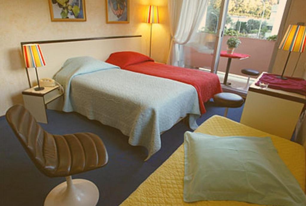 Hotel Maya 카발레르쉬르메르 객실 사진