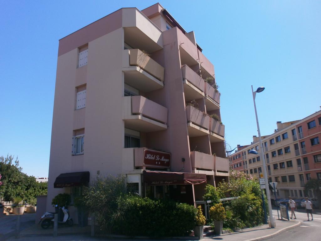 Hotel Maya 카발레르쉬르메르 외부 사진