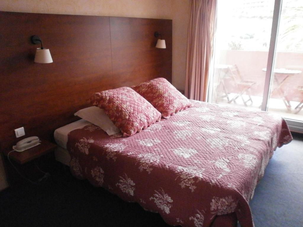 Hotel Maya 카발레르쉬르메르 객실 사진