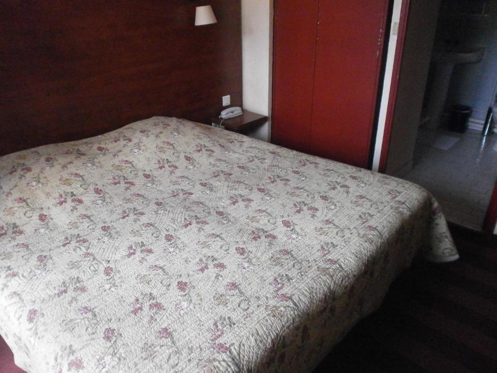 Hotel Maya 카발레르쉬르메르 객실 사진